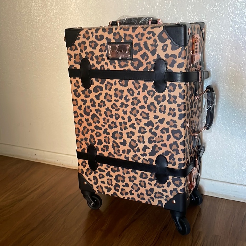 Vegan leather leopard print carryon suitcase 🧳